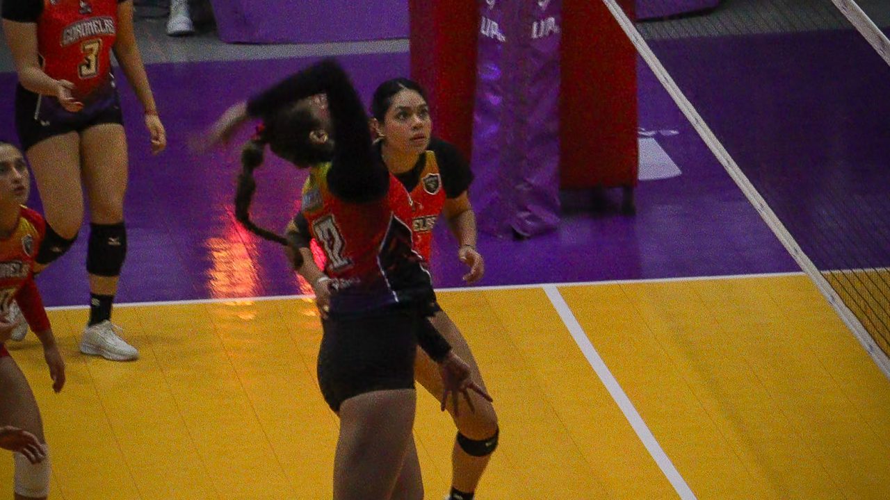 ¡Aplanadora Duranguense! Coronelas aplasta a Freseras y llega a 8-0 🏐🔥