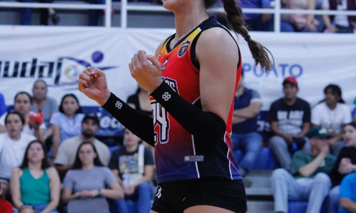 ​¡Coronelas asegura la cima! 🏐🔥