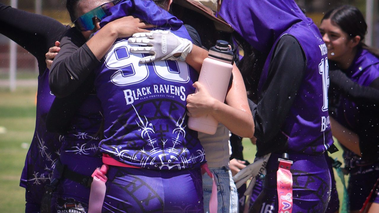 ¡Black Ravens es campeón de la Copper B en muerte súbita! 🏈🏆🔥